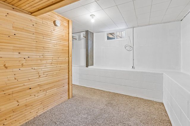 1302 N 22ND Street, Council Bluffs, IA 51501