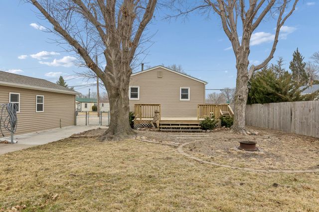 1302 N 22ND Street, Council Bluffs, IA 51501