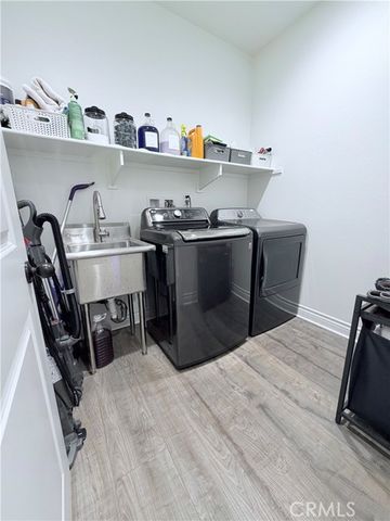 9401 Venetian, Jurupa Valley, CA 92509