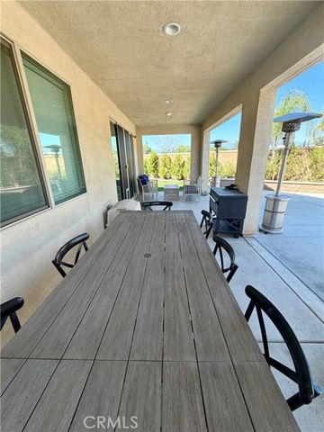 9401 Venetian, Jurupa Valley, CA 92509