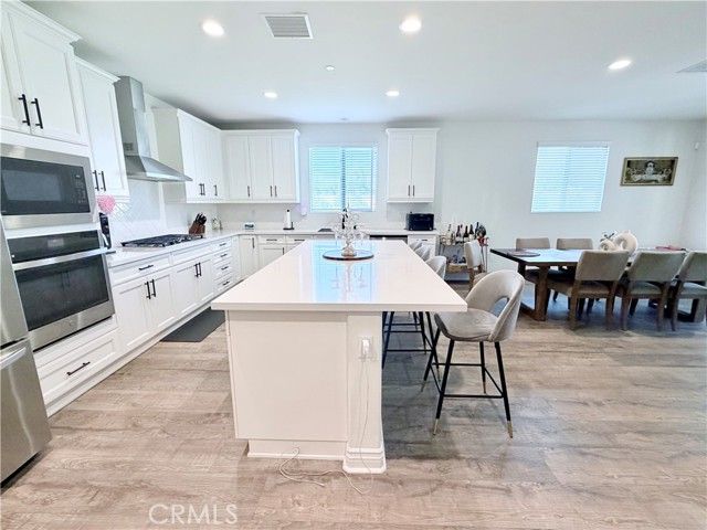 9401 Venetian, Jurupa Valley, CA 92509