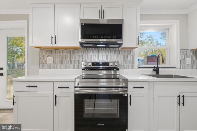 906 WASHINGTON AVE, La Plata, MD 20646