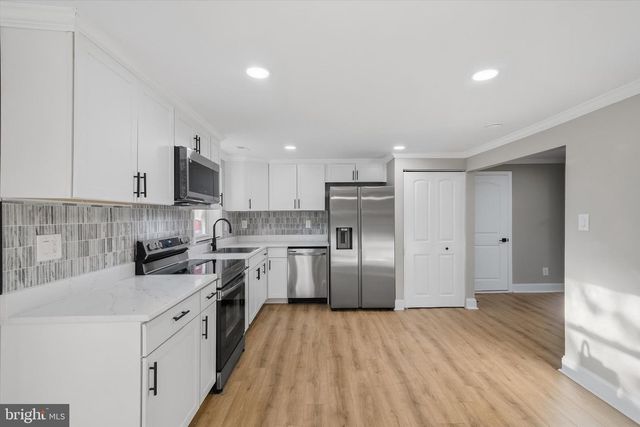 906 WASHINGTON AVE, La Plata, MD 20646