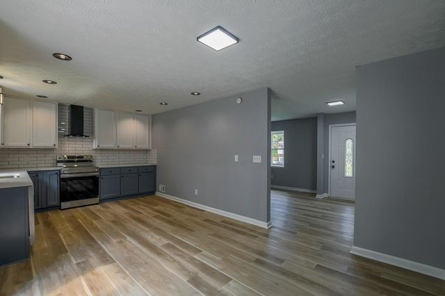 9301 Settlers Grove Road NE, Covington, GA 30014