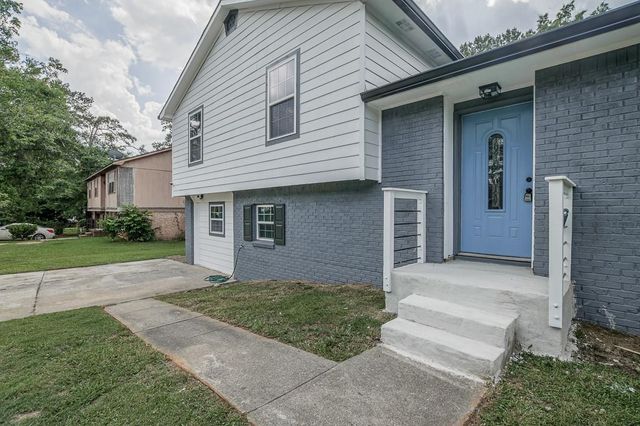 9301 Settlers Grove Road NE, Covington, GA 30014