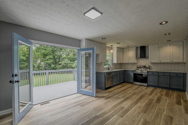 9301 Settlers Grove Road NE, Covington, GA 30014