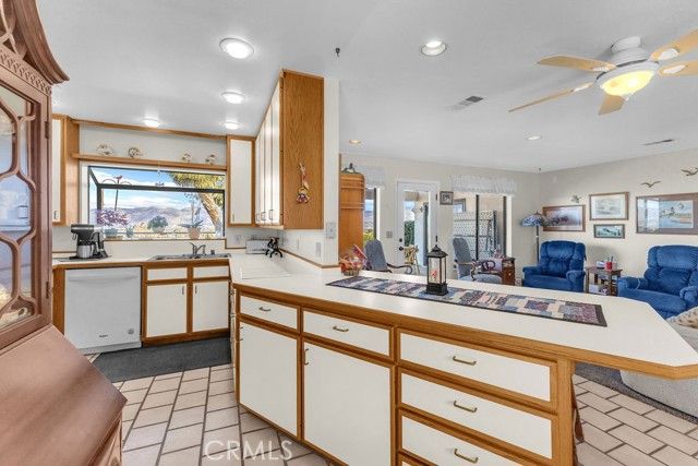 27800 Chantal Drive, Hemet, CA 92544