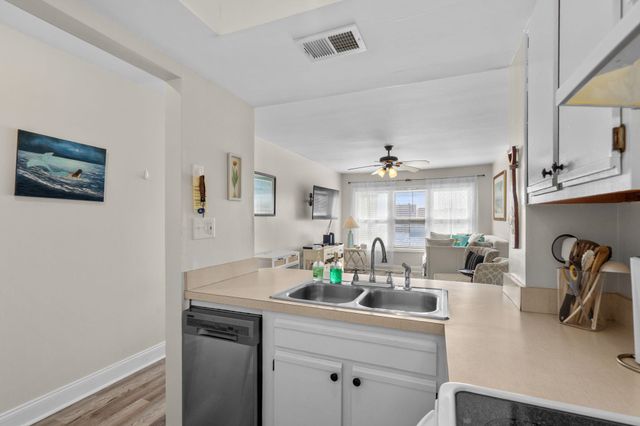 501 Maison Dr Apt F21, Myrtle Beach, SC 29572