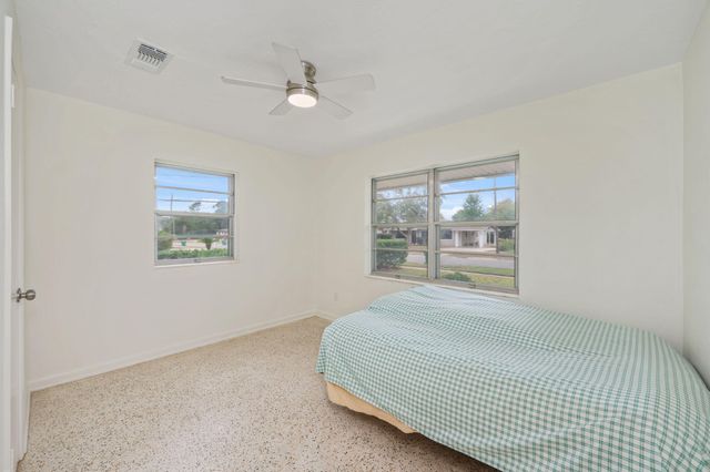 260 Gregory Drive, Mary Esther, FL 32569