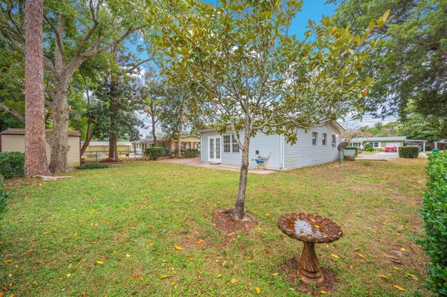 260 Gregory Drive, Mary Esther, FL 32569