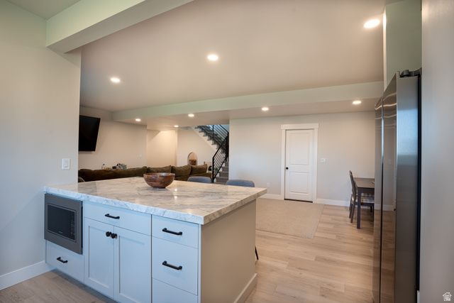 667 W HIDDEN FARM DR, Farmington, UT 84025