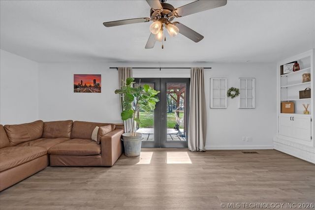 24920 Rosewood Drive, Broken Arrow, OK 74014