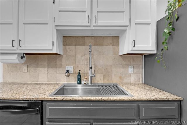 24920 Rosewood Drive, Broken Arrow, OK 74014