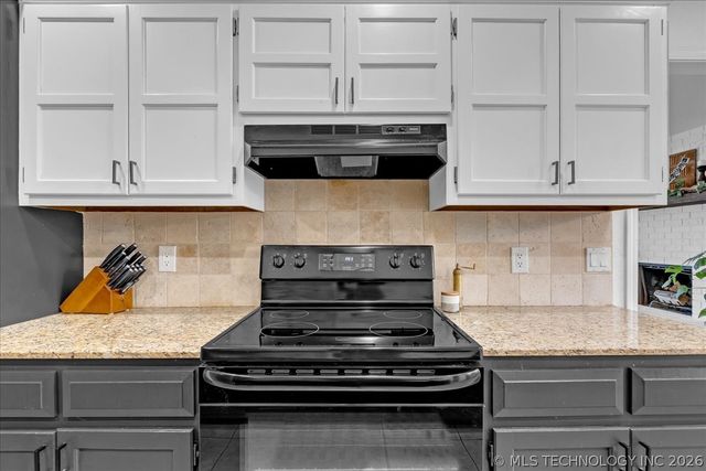 24920 Rosewood Drive, Broken Arrow, OK 74014