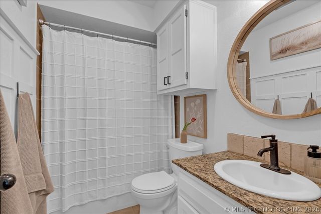 24920 Rosewood Drive, Broken Arrow, OK 74014