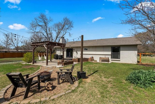 24920 Rosewood Drive, Broken Arrow, OK 74014