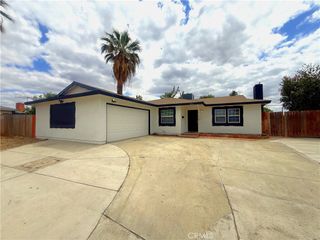 490 Avignon Court, Riverside, CA 92501