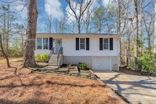 1995 Tara NW Court, Kennesaw, GA 30144