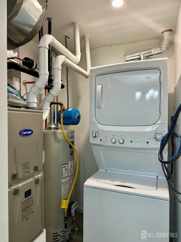 1218 Waterford Drive, Edison, NJ 08817