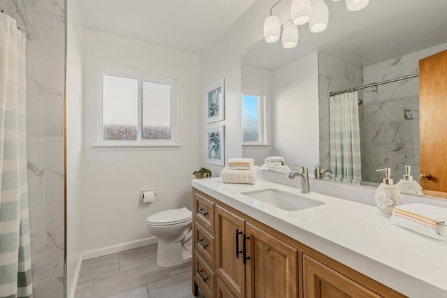 4439 Morpheus Ln, Sacramento, CA 95864