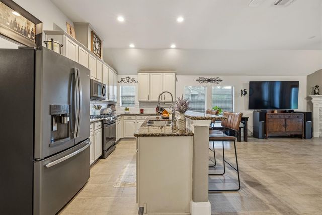 511 Oak Ridge Grove Circle, Spring, TX 77386