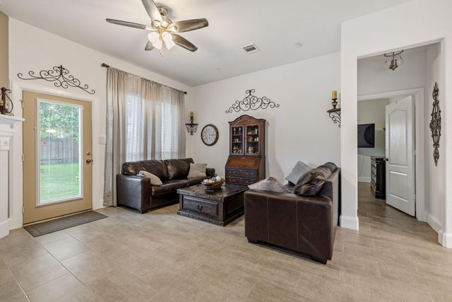 511 Oak Ridge Grove Circle, Spring, TX 77386