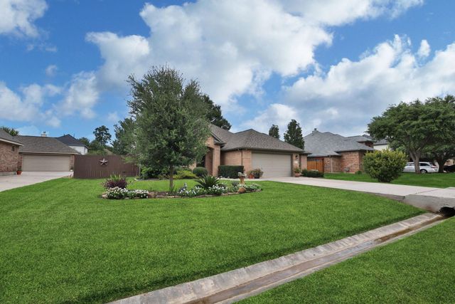 511 Oak Ridge Grove Circle, Spring, TX 77386