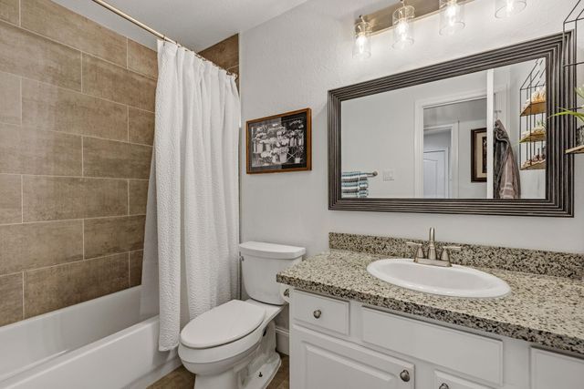 511 Oak Ridge Grove Circle, Spring, TX 77386