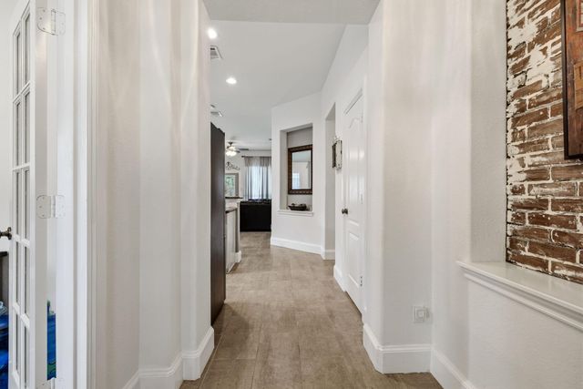 511 Oak Ridge Grove Circle, Spring, TX 77386