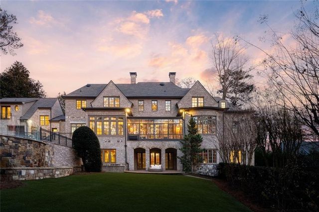 4076 Glen Devon Drive NW, Atlanta, GA 30327