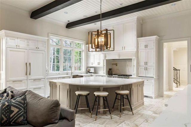 4076 Glen Devon Drive NW, Atlanta, GA 30327