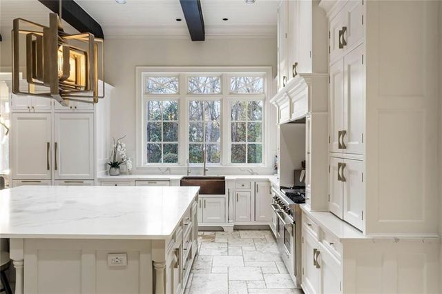 4076 Glen Devon Drive NW, Atlanta, GA 30327