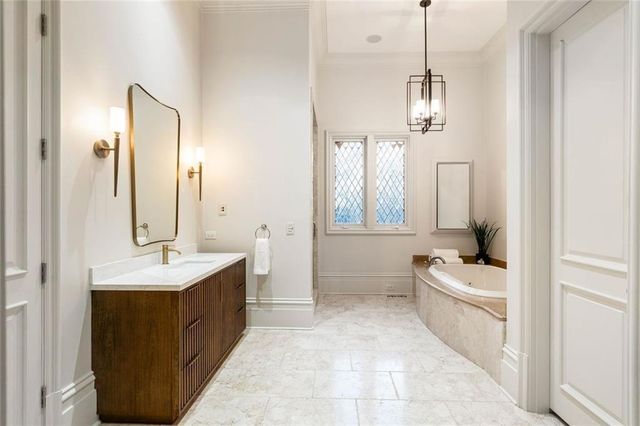 4076 Glen Devon Drive NW, Atlanta, GA 30327
