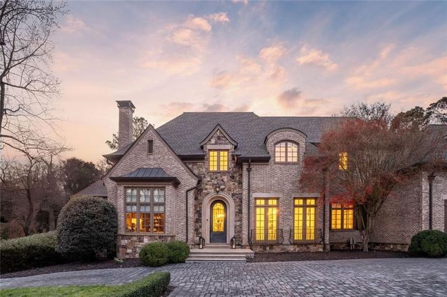 4076 Glen Devon Drive NW, Atlanta, GA 30327