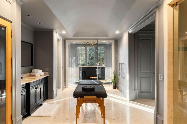 4076 Glen Devon Drive NW, Atlanta, GA 30327