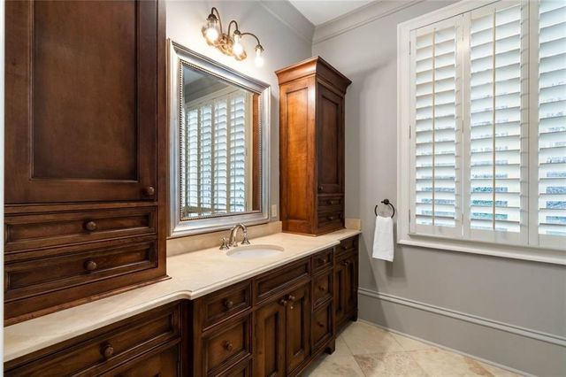 4076 Glen Devon Drive NW, Atlanta, GA 30327