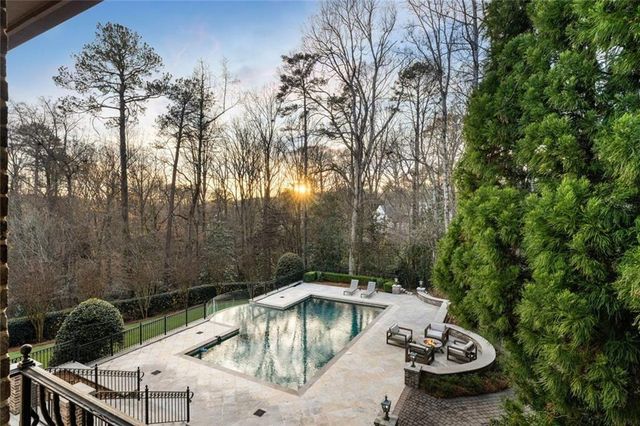 4076 Glen Devon Drive NW, Atlanta, GA 30327