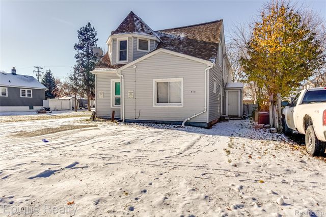 413 15th Street, Port Huron, MI 48060