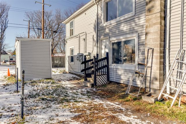 413 15th Street, Port Huron, MI 48060