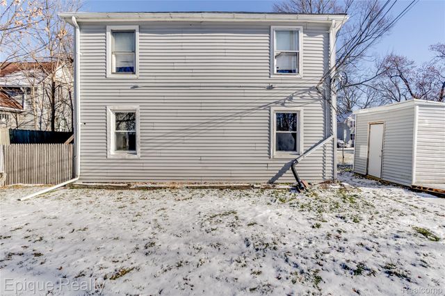 413 15th Street, Port Huron, MI 48060