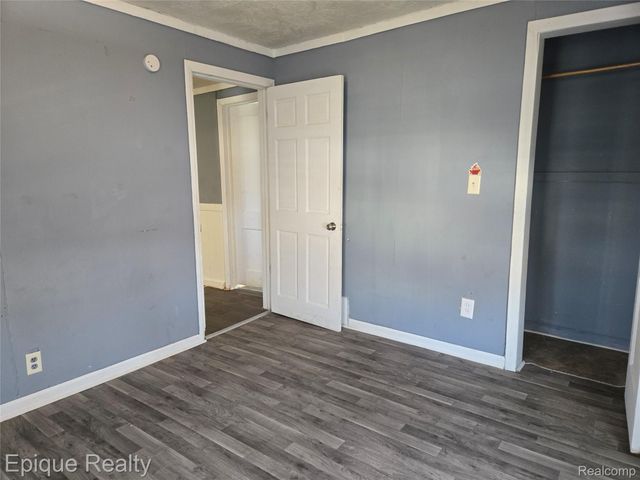 413 15th Street, Port Huron, MI 48060