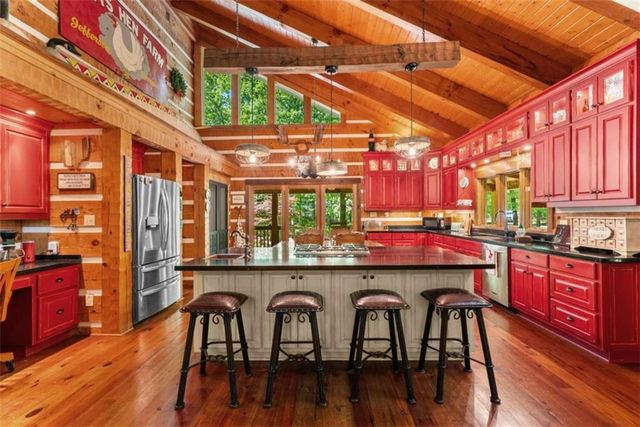 1131 Lee Circle, Statham, GA 30666