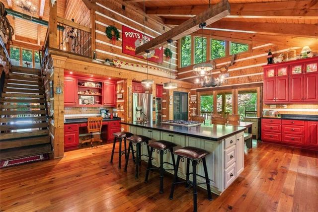1131 Lee Circle, Statham, GA 30666