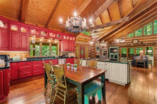 1131 Lee Circle, Statham, GA 30666
