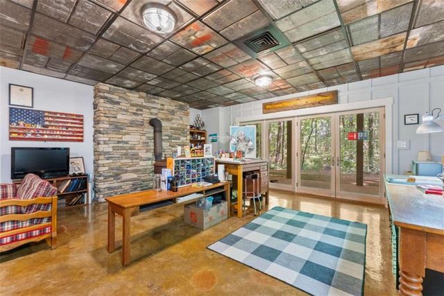 1131 Lee Circle, Statham, GA 30666