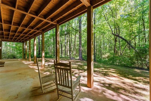1131 Lee Circle, Statham, GA 30666