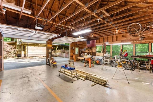1131 Lee Circle, Statham, GA 30666