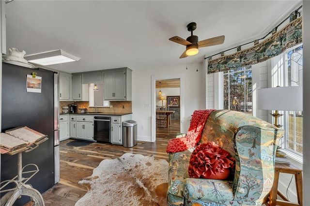 701 Mulberry Circle, Woodstock, GA 30189