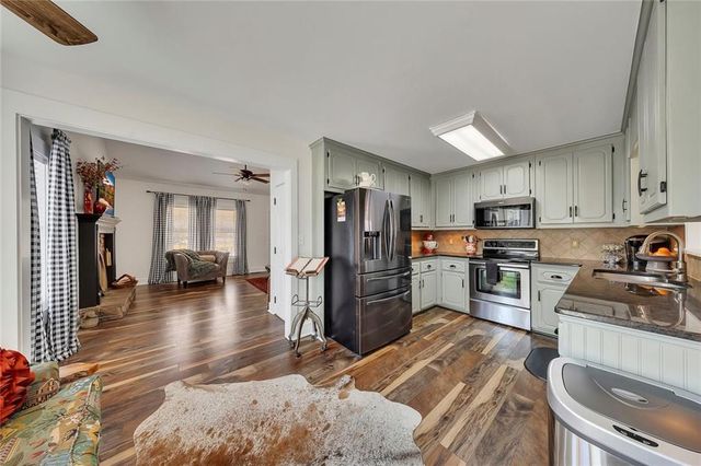 701 Mulberry Circle, Woodstock, GA 30189