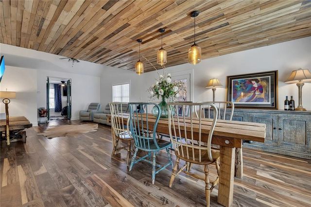 701 Mulberry Circle, Woodstock, GA 30189